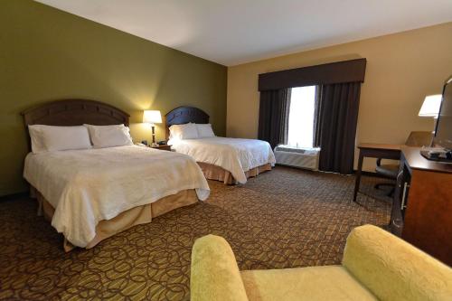 Queen Room with Two Queen Beds - Mobility and Hearing Access/Non-Smoking