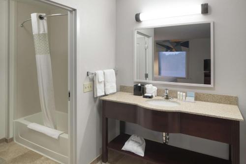 Hampton Inn & Suites Rochester-North