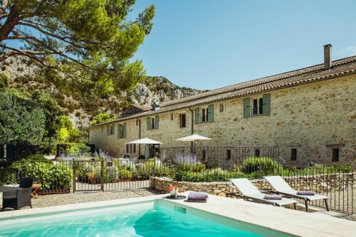 Maison CHENET - Les Chambres Entre Vigne et Garrigue - Teritoria - Chambre d'hôtes - Pujaut