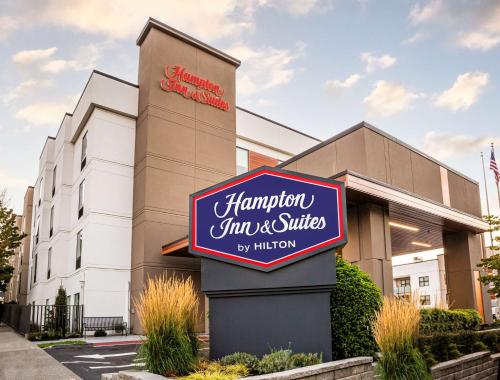 Hampton Inn By Hilton And Suites Seattle-Downtown