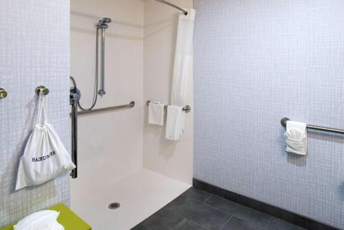 Hampton Inn San Francisco - Daly City - image 10