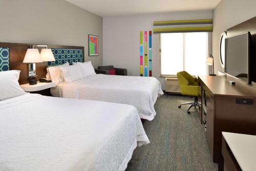 Hampton Inn San Francisco - Daly City - image 14