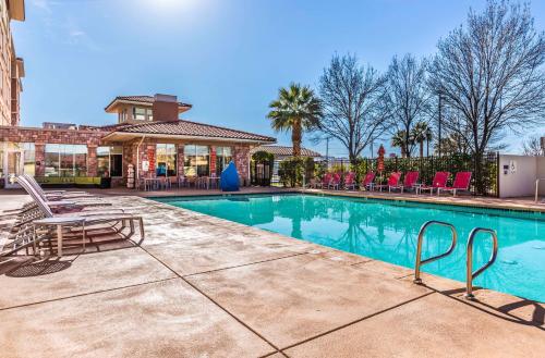 圣乔治希尔顿花园酒店 圣乔治希尔顿花园酒店