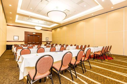 圣乔治希尔顿花园酒店 圣乔治希尔顿花园酒店