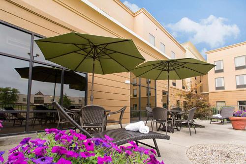 Photo - Hampton Inn & Suites Springboro