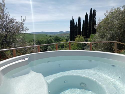 Kümblustünn, Agriturismo Podere il Fornacino in Santa Luce