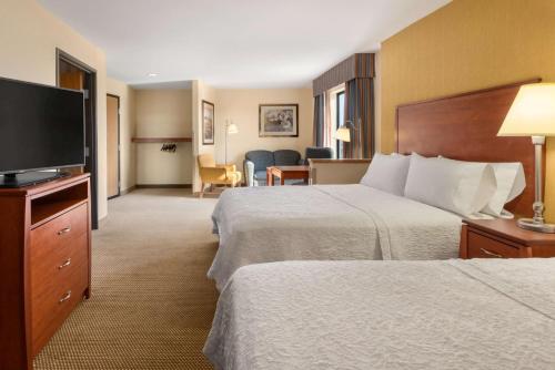 Hampton Inn Spearfish - image 13