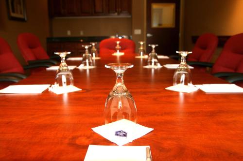 Hampton Inn Lincoln - image 4