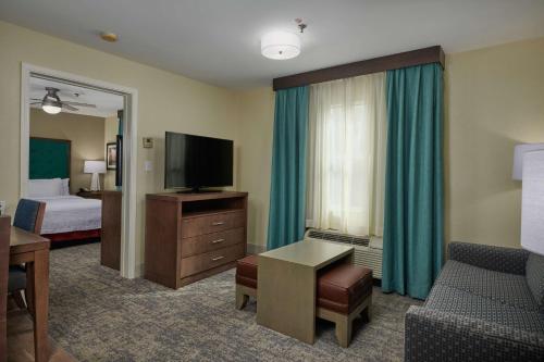 Homewood Suites By Hilton Sarasota