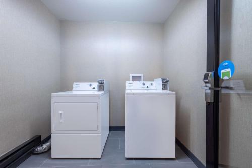 Hampton Inn Saint Robert - image 8