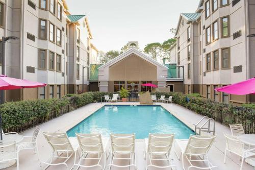 . Hampton Inn & Suites Tampa-North