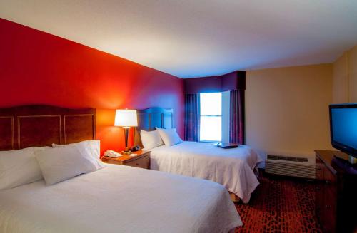 Hampton Inn & Suites Tampa-North