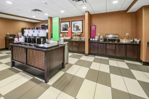 Hampton Inn By Hilton And Suites Tulsa/Catoosa