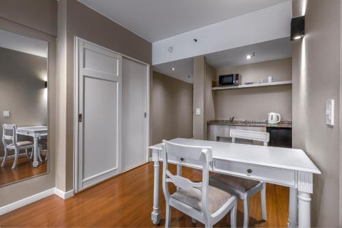 Quadruple Room image 6