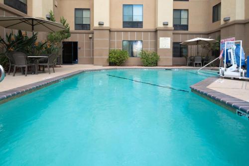 Hampton Inn Visalia