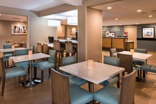Hampton Inn Los Angeles-West Covina - image 6