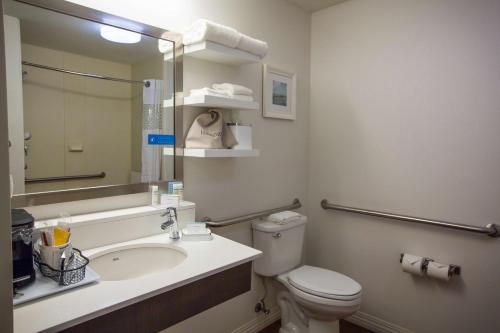 Hampton Inn Washington - image 4