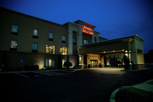 Hampton Inn & Suites Sharon