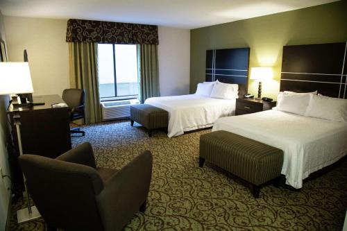 Hampton Inn & Suites Sharon