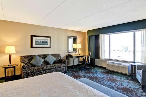 Hampton Inn by Hilton Toronto Airport Corporate Centre