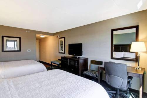 Hampton Inn by Hilton Toronto Airport Corporate Centre