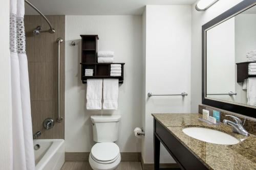 Hampton Inn By Hilton Winnipeg Airport