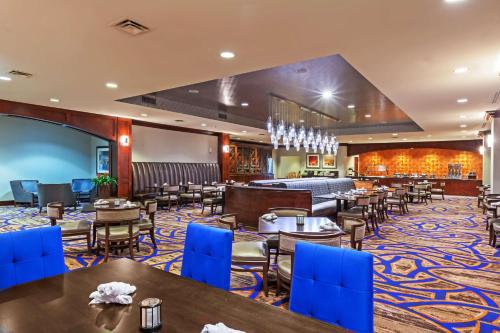 Hilton Waco - image 11