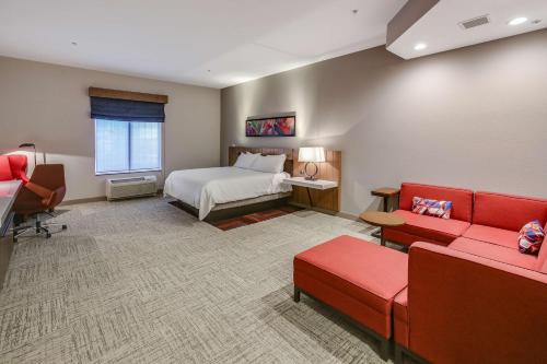 Hilton Garden Inn Ames - image 6