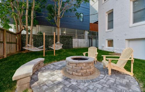 White House at Grand Central