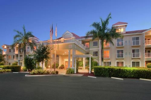 DoubleTree Suites by Hilton Naples, Naples