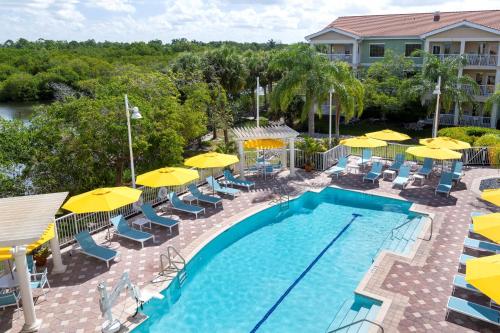 DoubleTree Suites By Hilton Naples