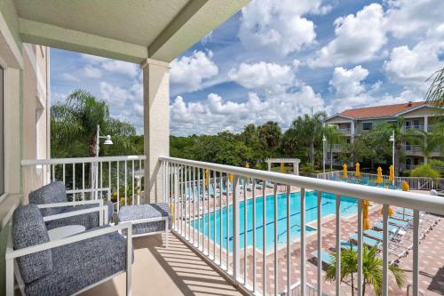 DoubleTree Suites By Hilton Naples