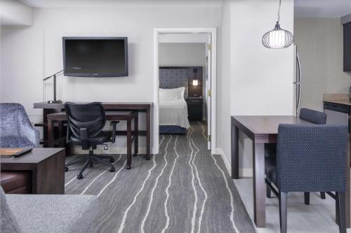 2 bedrooms, 3 beds