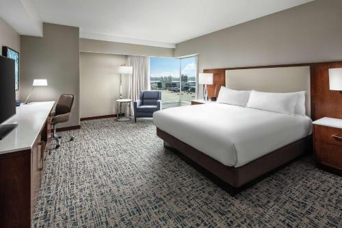 Hilton Boston Logan Airport - image 13