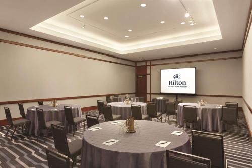 Hilton Boston Logan Airport - image 9