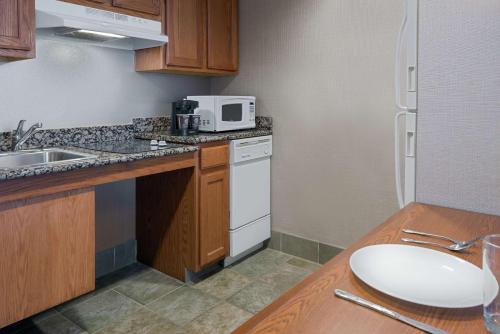 Homewood Suites By Hilton Buffalo-Amherst