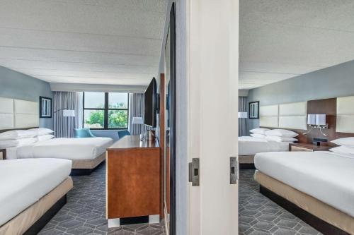 DoubleTree by Hilton Columbia - image 10