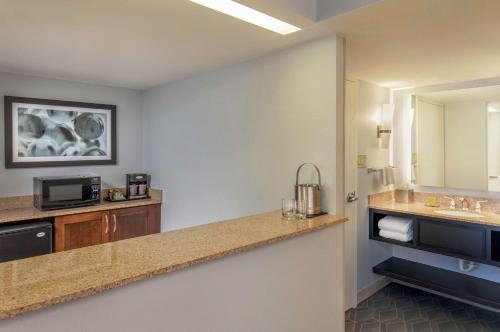 DoubleTree by Hilton Columbia - image 7