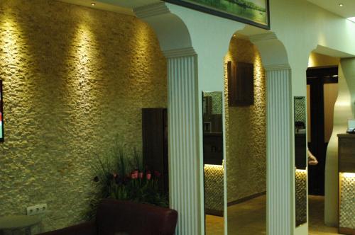 Konak Saray Hotel - image 2