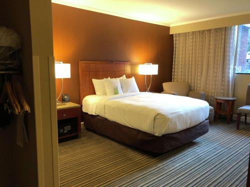 Hilton Akron Fairlawn