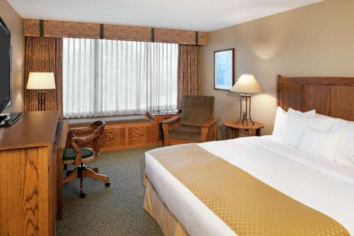 DoubleTree by Hilton Hotel Libertyville - Mundelein