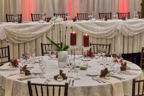 DoubleTree by Hilton Libertyville-Mundelein - image 6