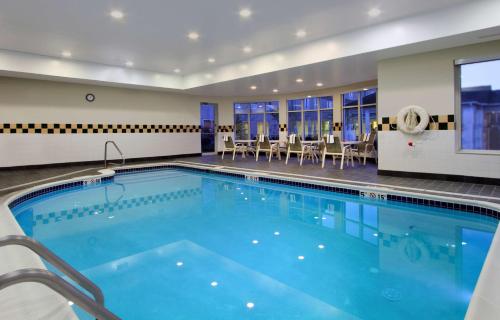 Hilton Garden Inn Columbus Airport - image 8