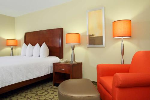 Hilton Garden Inn Columbus Airport - image 2