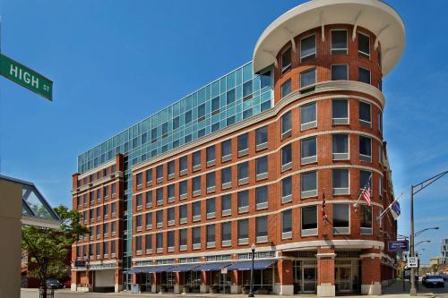 Hampton Inn By Hilton & Suites Columbus-Downtown