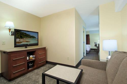 Hampton Inn By Hilton & Suites Columbus-Downtown