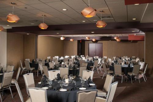 The Broadway Columbia - a DoubleTree by Hilton Hotel