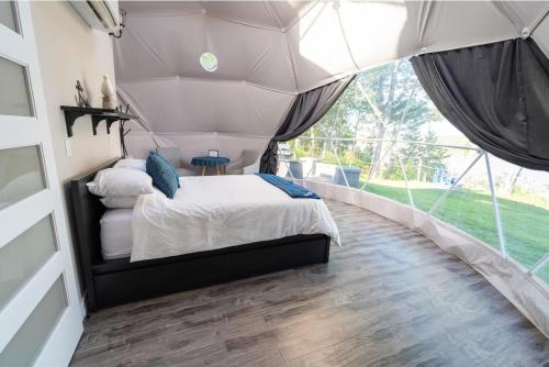 Gravity Luxury Domes
