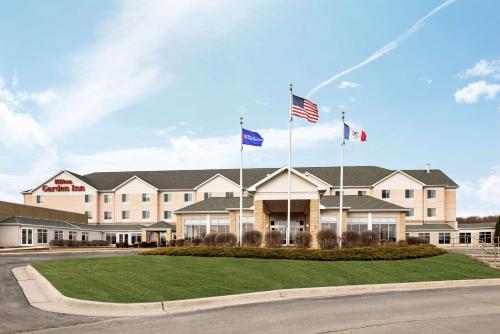 . Hilton Garden Inn Dubuque Downtown