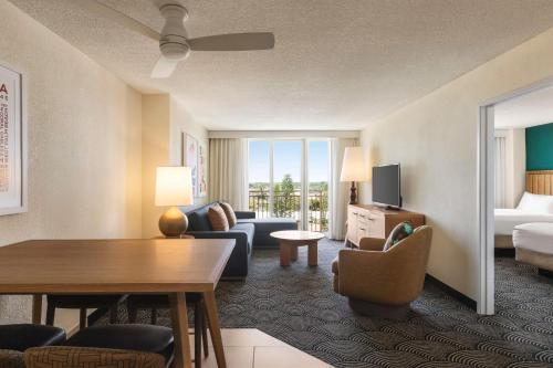 Embassy Suites by Hilton Deerfield Beach Resort & Spa